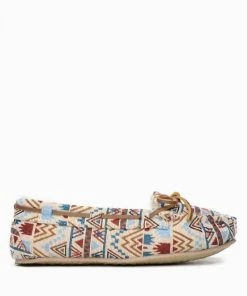 Cheapest 🧨 Minnetonka 👩 women Cally Slipper in Cream Mosaic 🤩