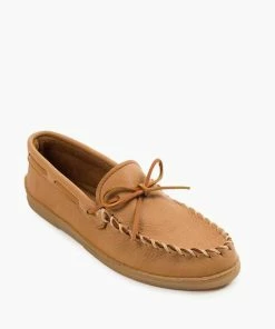 Budget ⭐ Minnetonka Men'S Moosehide Classic 👞 Shoes in Natural 💯