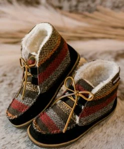 Wholesale 😍 Minnetonka 👩 Women'S Torrey Moccasin 🥾 Boots in Black Multi 🔔