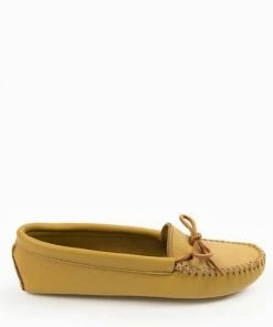 Discount ❤️ Minnetonka 👩 women Double Deerskin Soft Sole 👟 Shoes in Natural ✔️